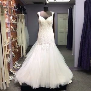 Mary’s Bridal - Style MB2109 - Size 12 - Ivory